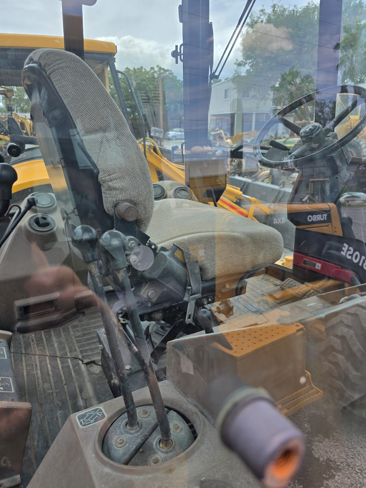 Retroexcavadora 310E