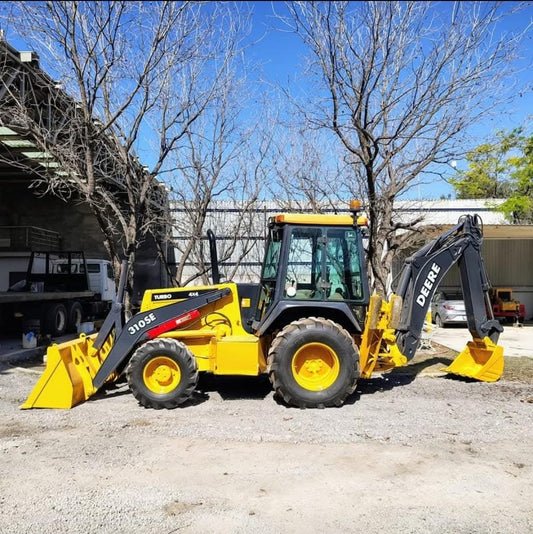 Retroexcavadora 310SE, John Deere, 2000.