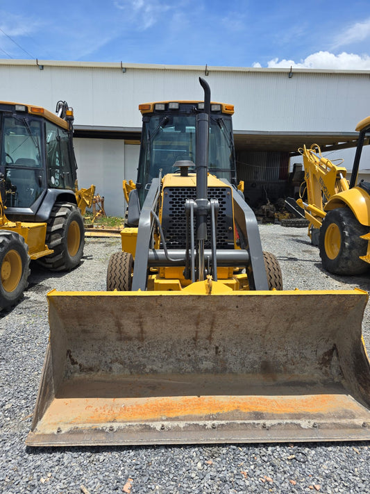 Retroexcavadora 310E